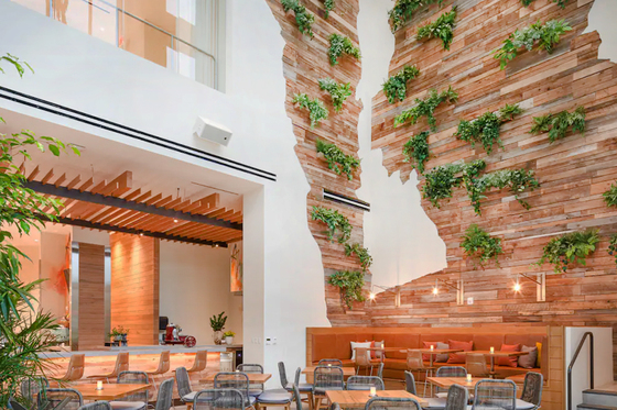 Banter restaurant interior